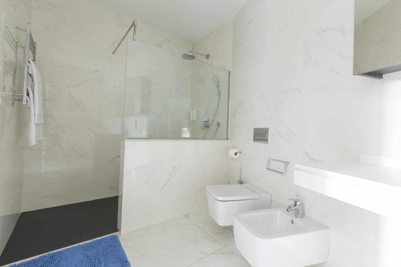 The Clock House Luxury Urban Suites Màlaga Pokoj fotografie