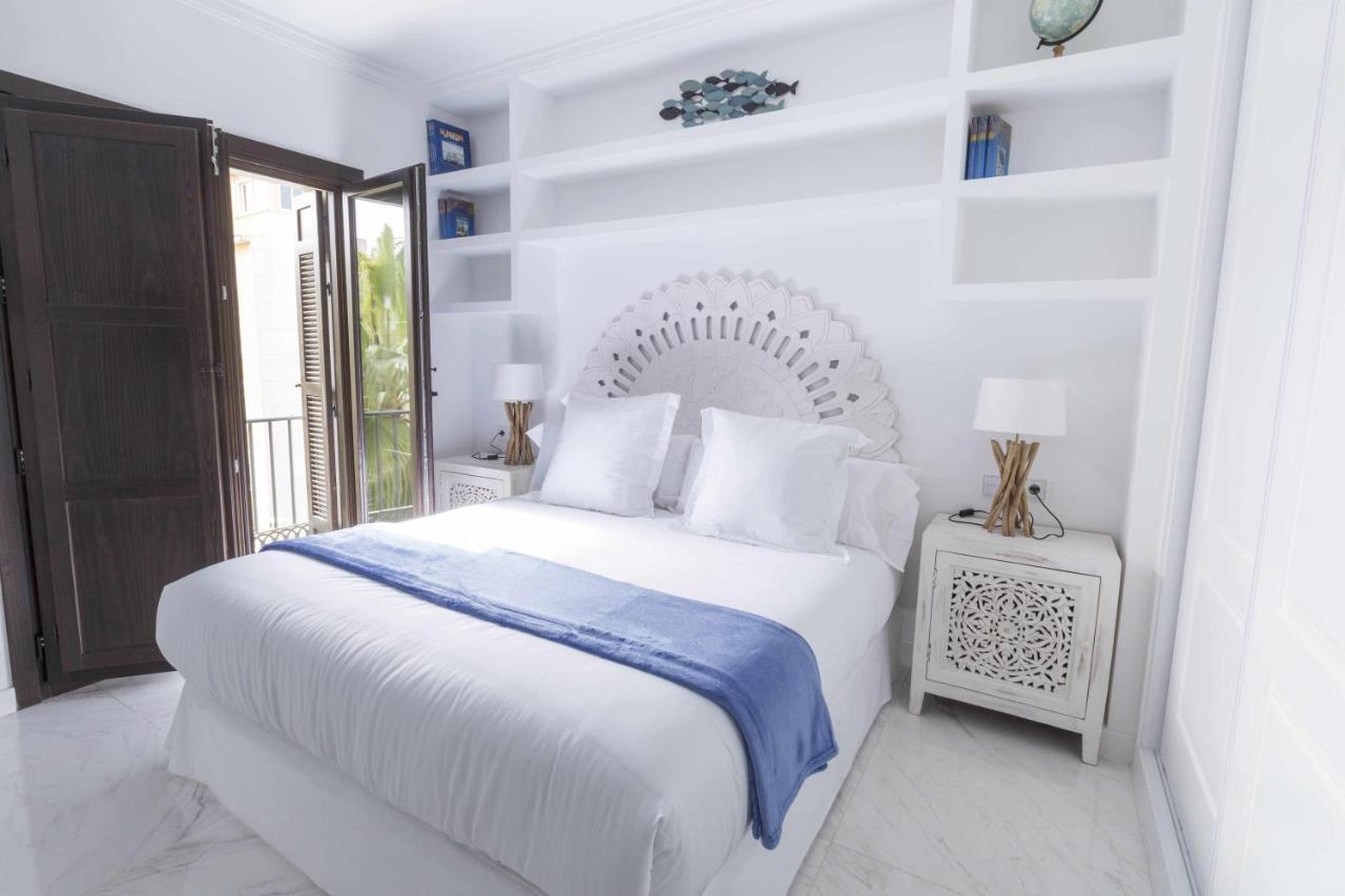 The Clock House Luxury Urban Suites Màlaga Pokoj fotografie